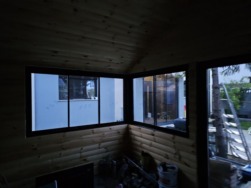 Inchideri balcoane si foisoare: design modern si izolatie standard