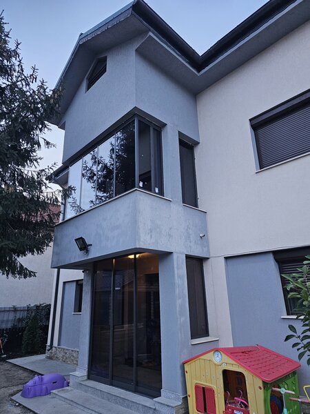 Inchideri balcoane si foisoare: design modern si izolatie standard